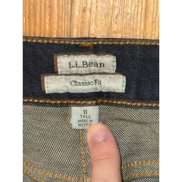 L.L. Bean Classic Fit Womens Size 8 Tall Blue Denim Jeans - Picture 2 of 3
